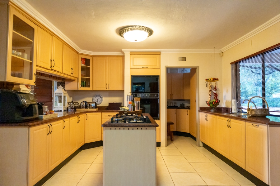 7 Bedroom Property for Sale in Mullersrust Free State